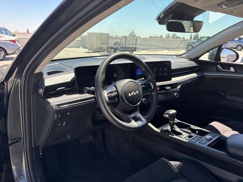 Used 2025 Kia K5 LXS FWD image 33