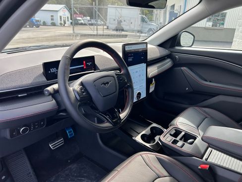 New 2025 Ford Mustang Mach-E Premium w/ Sport Appearance Package AWD/4WD image 45