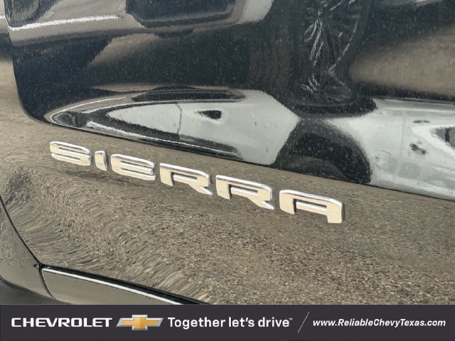 Used 2026 GMC Sierra 1500 SLT AWD/4WD image 11