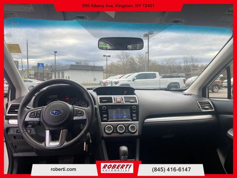 Used 2017 Subaru Crosstrek 2.0i Premium image 19