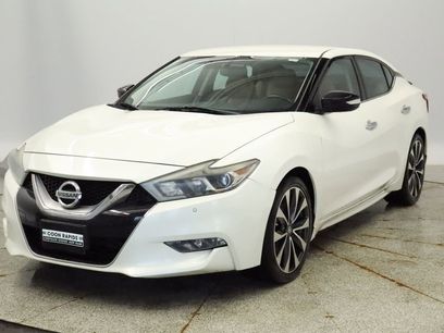 Used 2016 Nissan Maxima SR