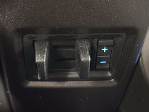 Used 2020 Ford Expedition King Ranch AWD/4WD image 39