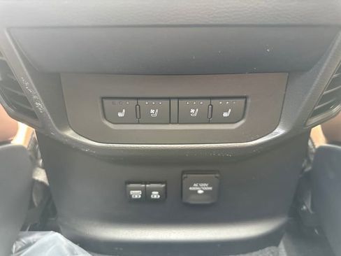 New 2026 Toyota Tundra 1794 Edition AWD/4WD image 15