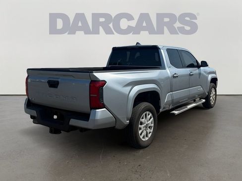 Used 2025 Toyota Tacoma SR5 AWD/4WD image 7