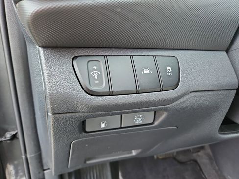 Used 2022 Hyundai Ioniq Blue image 23