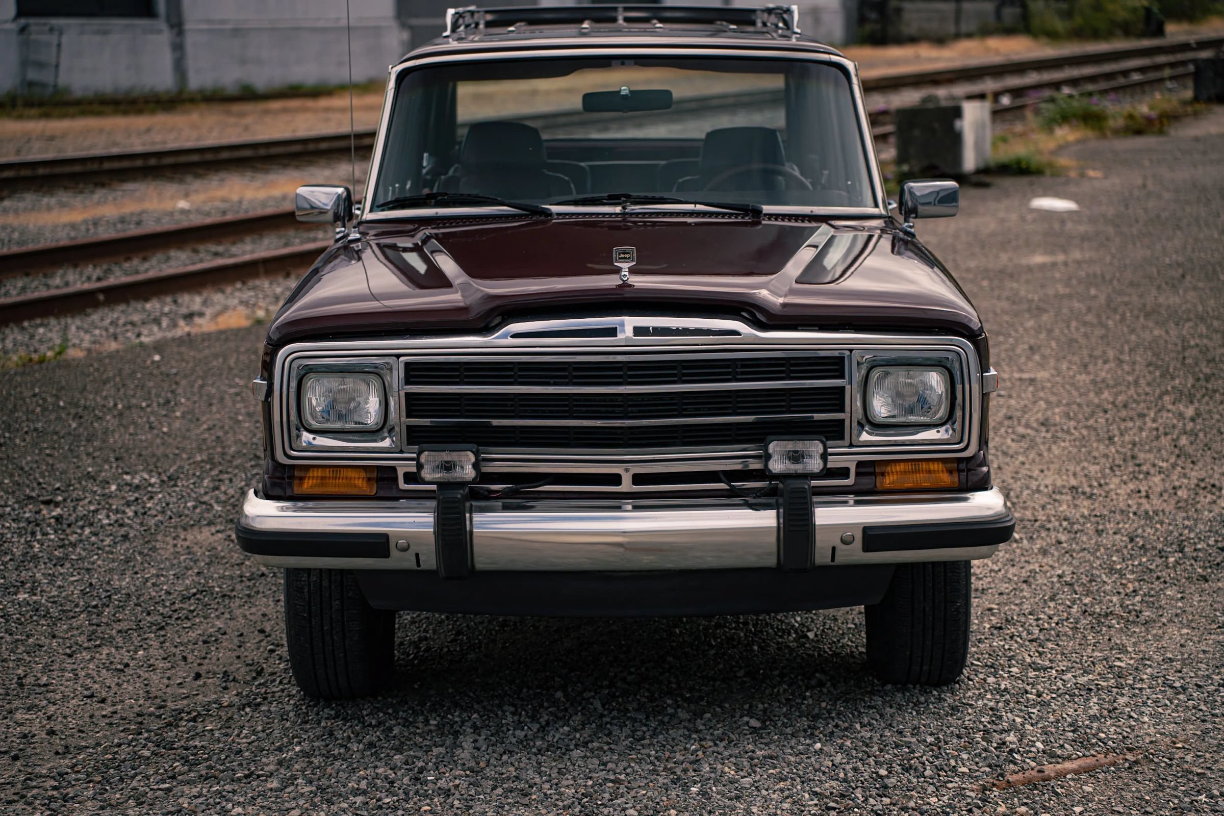 Used 1987 Jeep Grand Wagoneer AWD/4WD image 30