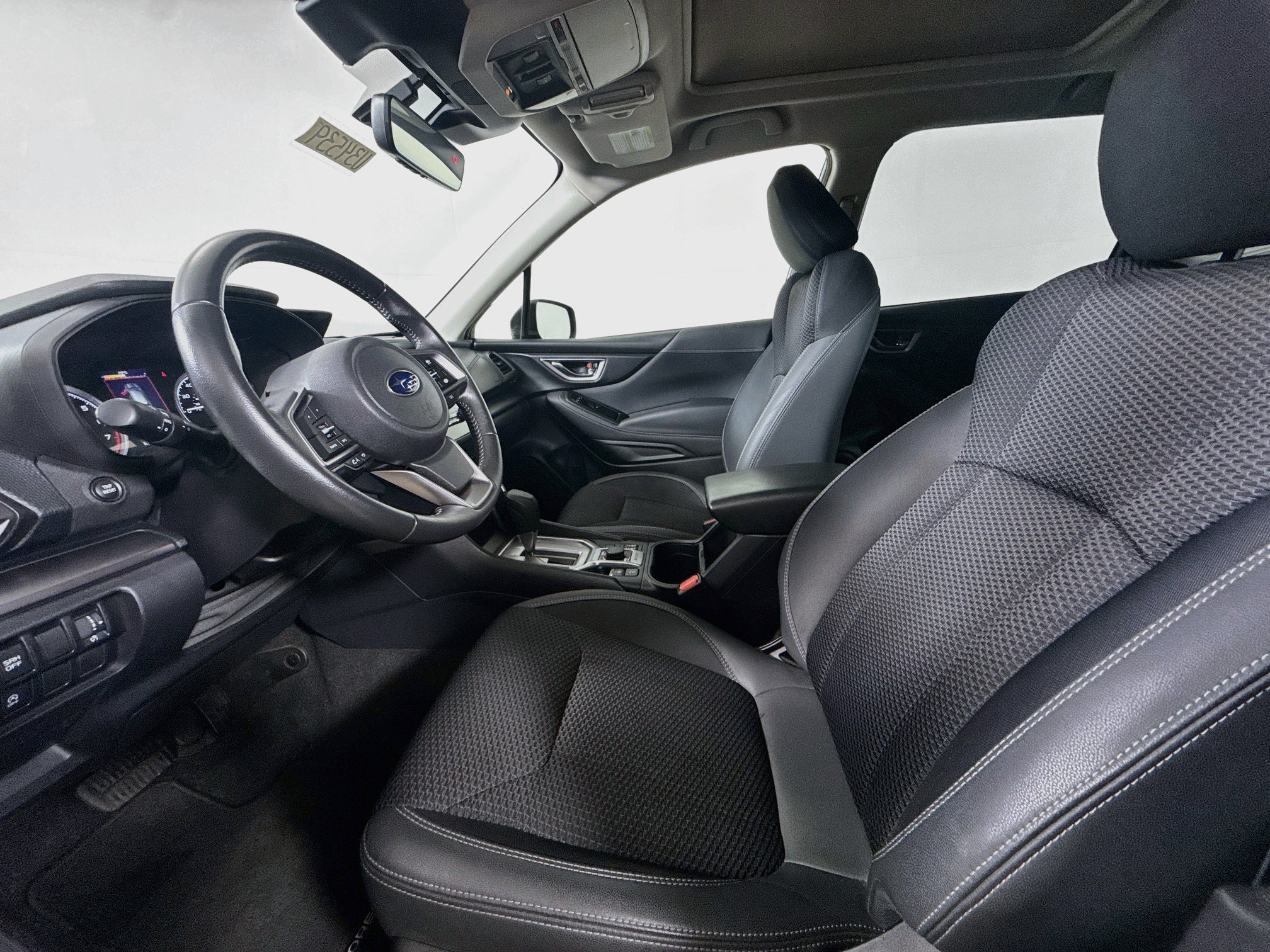 Used 2023 Subaru Forester Premium AWD/4WD image 20