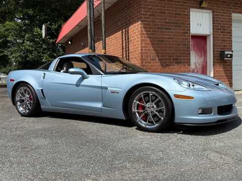 Used 2012 Chevrolet Corvette Z06 w/ 2LZ Preferred Equipment Group image 30