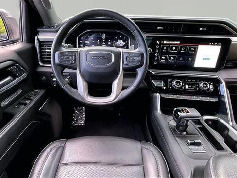 Used 2024 GMC Sierra 1500 Denali w/ Denali Reserve Package AWD/4WD image 8