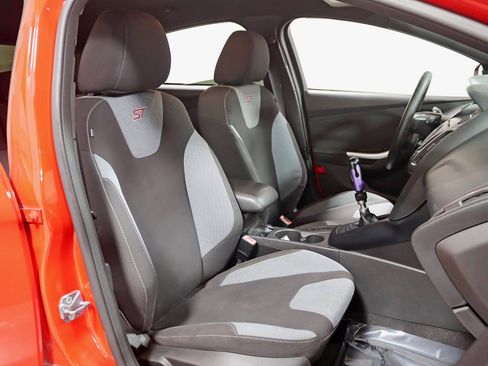 Used 2013 Ford Focus ST image 20