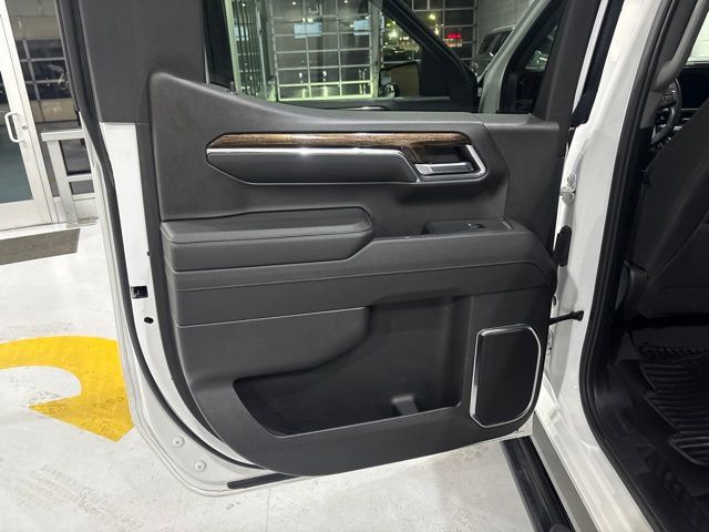 Used 2024 GMC Sierra 1500 Elevation w/ X31 Off-Road Package AWD/4WD image 16