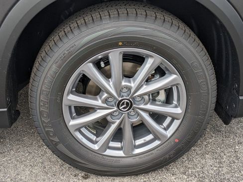 New 2025 MAZDA CX-5 AWD 2.5 S w/ Preferred Package image 11