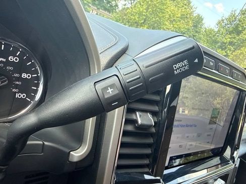 Used 2022 Ford F350 Lariat w/ Lariat Ultimate Package AWD/4WD image 20