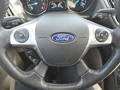 Used 2015 Ford Escape Titanium w/ Equipment Group 301A AWD/4WD image 12