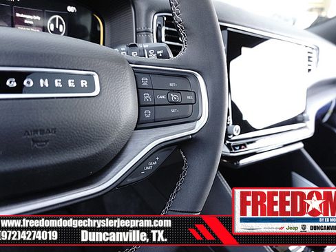 New 2025 Jeep Wagoneer L Series II w/ Premium Group I image 27