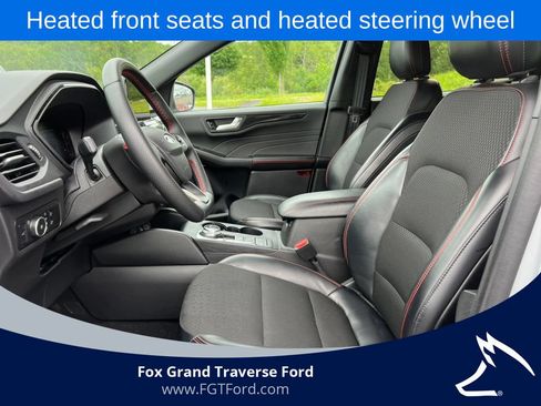 Used 2025 Ford Escape ST-Line Select AWD/4WD image 4