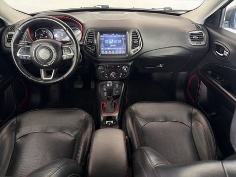 Used 2018 Jeep Compass Trailhawk w/ Leather Interior Group AWD/4WD image 24