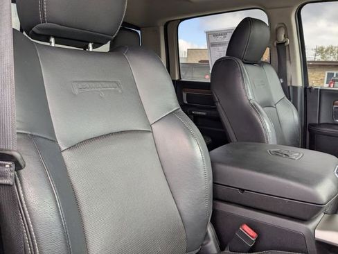 Used 2016 RAM 1500 Laramie w/ Convenience Group AWD/4WD image 14