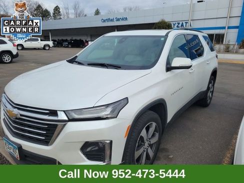Used 2023 Chevrolet Traverse LT w/ LT Premium Package image 1