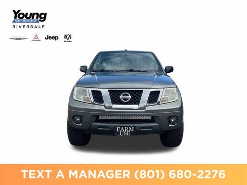 Used 2016 Nissan Frontier SV w/ SV Value Truck Package AWD/4WD image 7