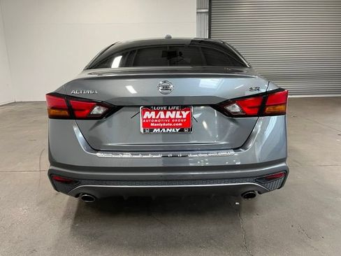 Used 2019 Nissan Altima 2.5 SR w/ SR Premium Package FWD image 4