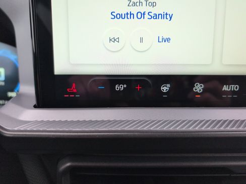 Used 2025 Ford Bronco Sport Badlands image 31