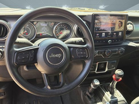 Used 2019 Jeep Wrangler Sport AWD/4WD image 22