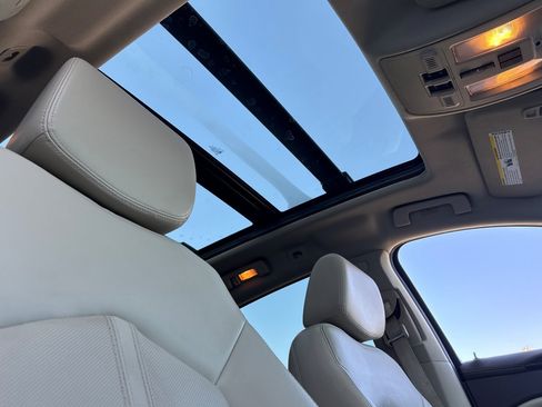 Used 2015 Cadillac SRX Luxury w/ Trailering Package image 18