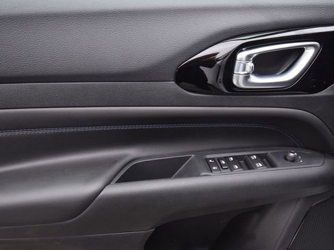 New 2026 Jeep Compass Latitude image 29