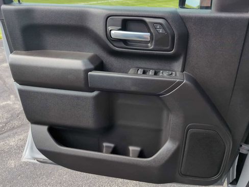 Used 2025 Chevrolet Silverado 2500 Custom w/ Custom Value Package AWD/4WD image 23