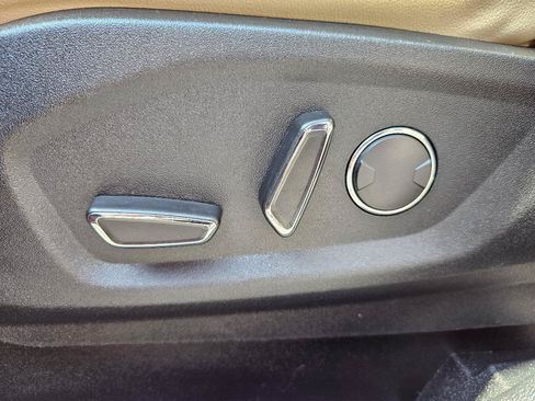 Used 2019 Ford Edge SEL w/ Equipment Group 201A FWD image 7