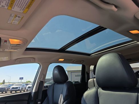 Used 2019 Subaru Ascent Limited AWD/4WD image 21