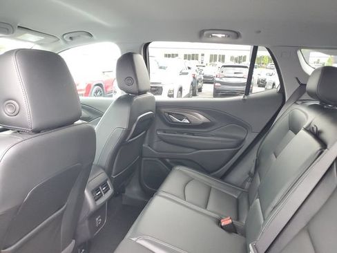 Certified 2023 GMC Terrain SLT AWD/4WD image 10