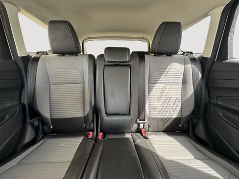 Used 2018 Ford Escape SE w/ SE Sport Appearance Package FWD image 13