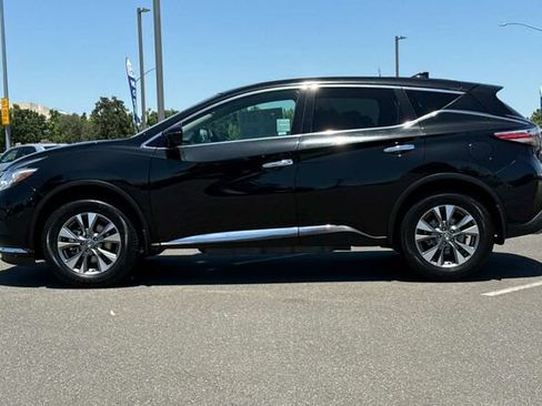 Used 2017 Nissan Murano S w/ Navigation Package AWD/4WD image 7