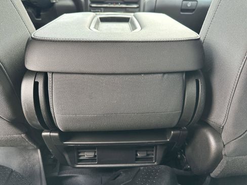 Certified 2021 Chevrolet Silverado 1500 Custom image 21