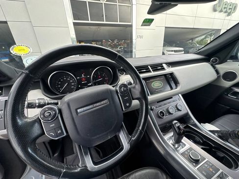 Used 2016 Land Rover Range Rover Sport HSE AWD/4WD image 15