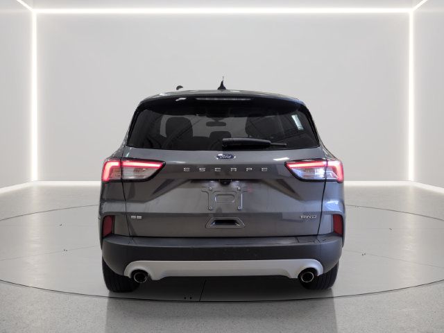 Used 2021 Ford Escape SE w/ Convenience Package AWD/4WD image 4