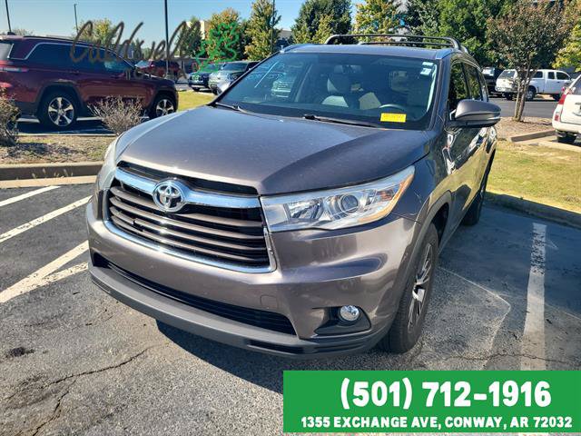 Used 2016 Toyota Highlander XLE FWD image 1