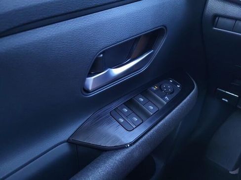 New 2025 Nissan Kicks SV w/ Illumination Package image 13