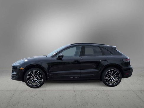 Used 2024 Porsche Macan AWD/4WD image 5