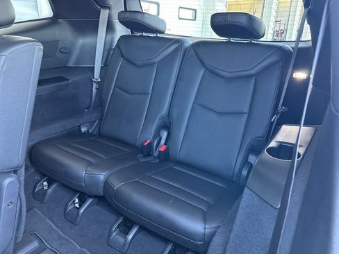 Certified 2023 Cadillac XT6 Sport w/ Technology Package AWD/4WD image 13