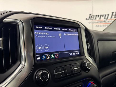 Used 2021 Chevrolet Silverado 1500 LT Trail Boss w/ Convenience Package II AWD/4WD image 16