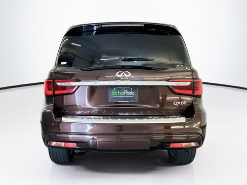 Used 2018 INFINITI QX80 4WD w/ Driver Assistance Package image 7