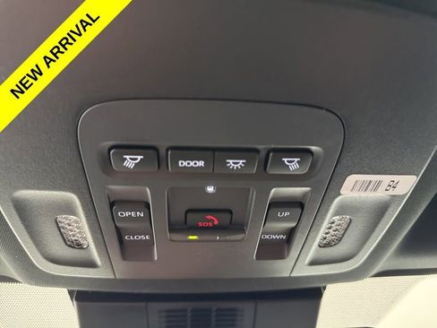 Used 2026 Toyota Camry SE w/ Convenience Package FWD image 32