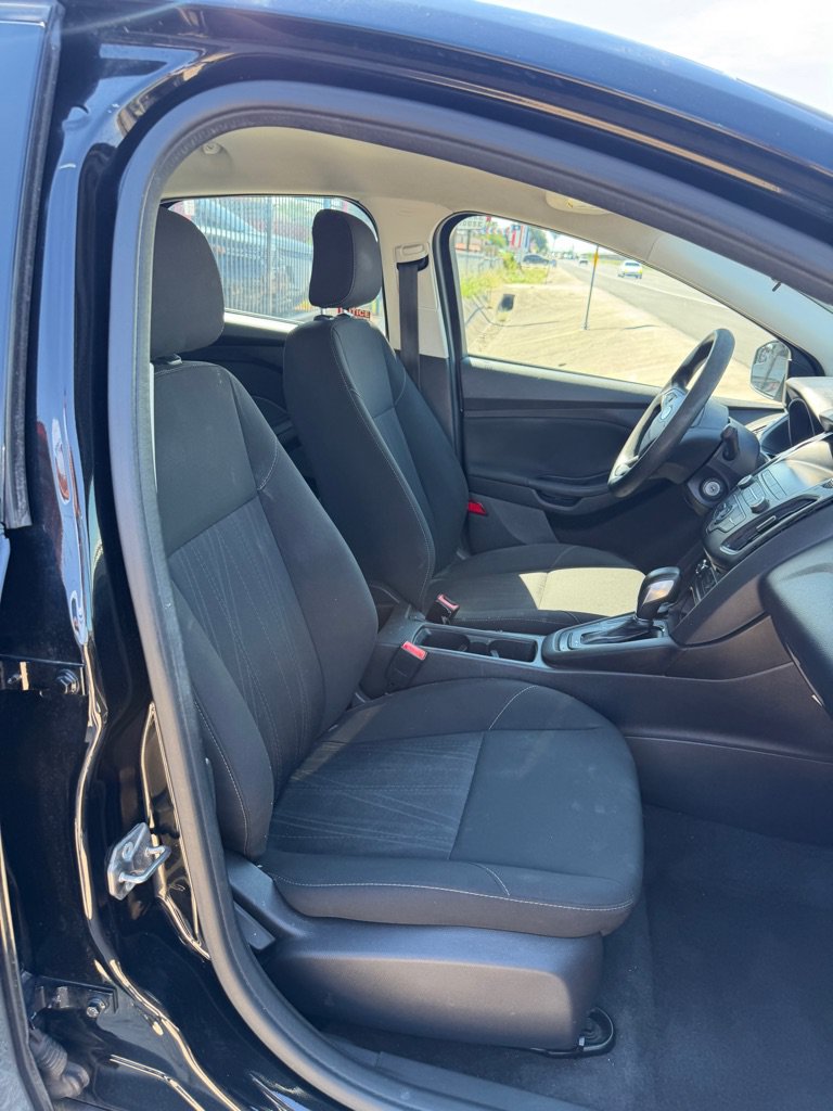 Used 2018 Ford Focus S FWD image 36