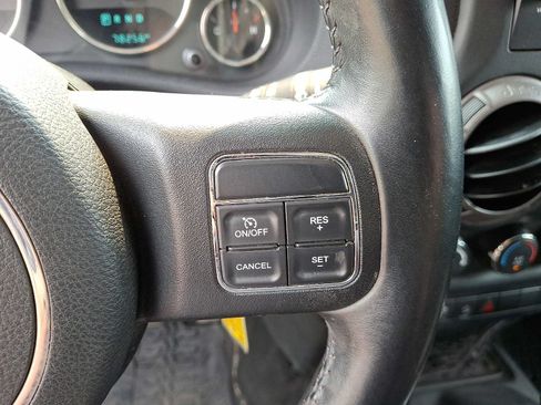 Used 2015 Jeep Wrangler Sport AWD/4WD image 22