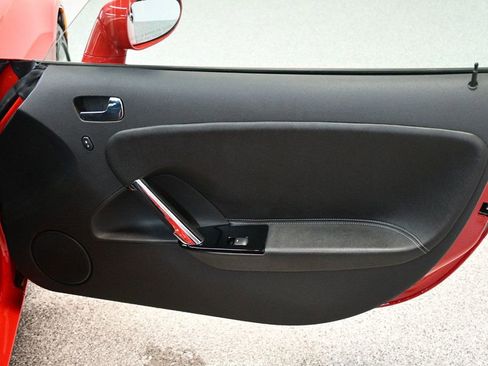 Used 2007 Saturn Sky Red Line RWD image 31