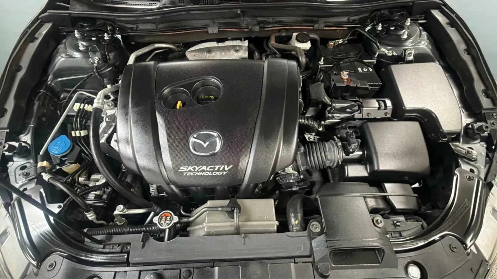 Used 2016 MAZDA MAZDA3 i Sport w/ Preferred Equipment Package FWD image 23