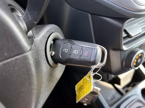 Used 2022 Ford Maverick XL FWD image 32